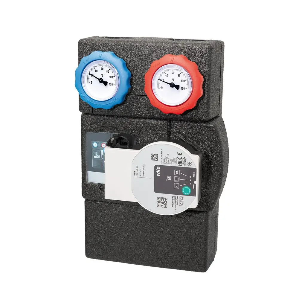 Pumpe mit zwei Druckmanometern, einem Steuergerät und einer ungemischten Heizpumpe. Produkt von ESBE zur Anwendung in Heizungsanlagen.